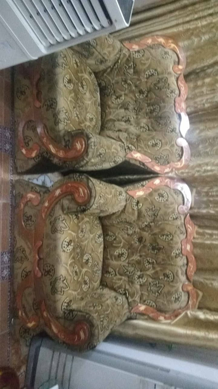 السلام عليكم
تخم للبيع نظيف وثقيل 6 قطع مثل ماموضح بالصور للاستفسار التواصل على هذا الرقم***********
