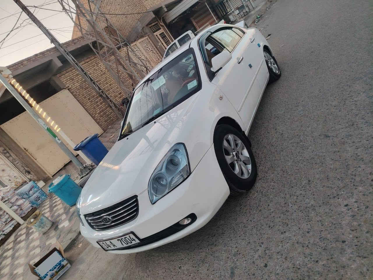 السلام عليكم
اوبتيما 2006 خليجي محرك 2700
السعر 95وبيه مجال ***********

