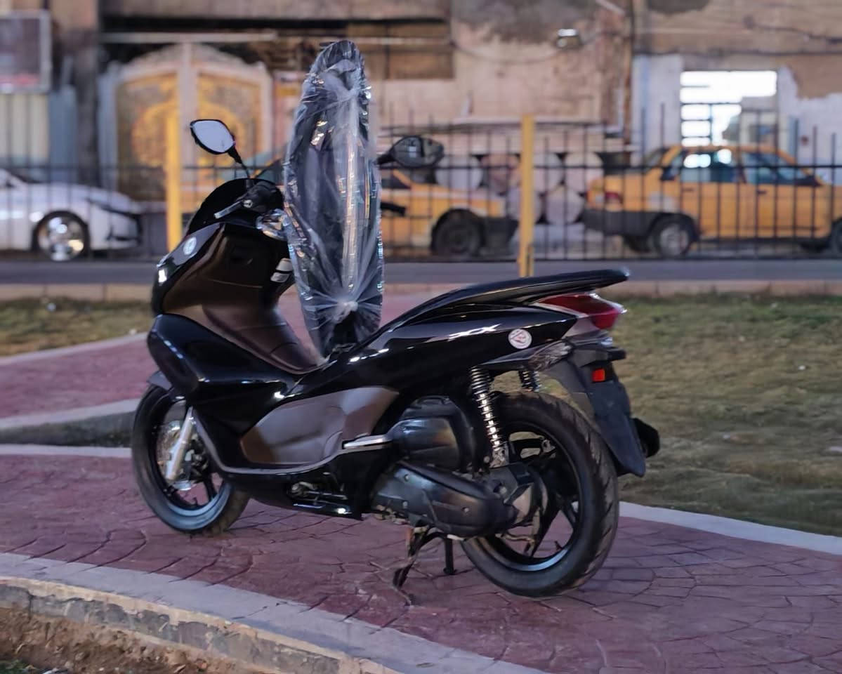 سلام عليكم....
دراجة (PSX)...(جيل الاول)  
🛵للبيع  
دراجة شلعه معدل كهربائيات كلهه شغاله 
دراجة جديده  بلادية
أي نقص مابيهة
جيب فيتر وتعال افحص
العنوان بغداد مدينه الصدر قرب مطعم ليمونة🍋 الاستفسار الاتصال على الرقم 📞 ***********
