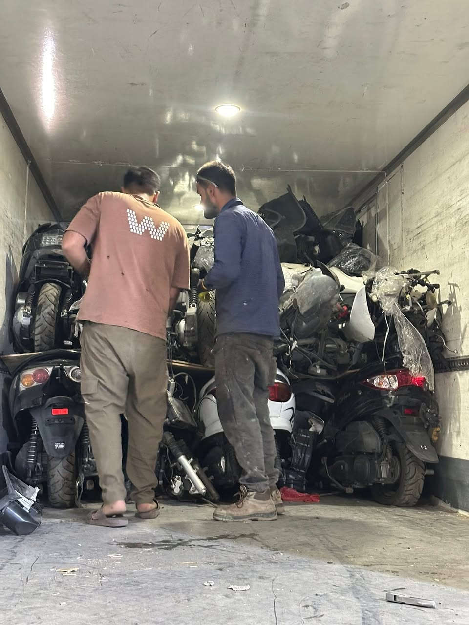 حاويه • تفضيخ • البصره
