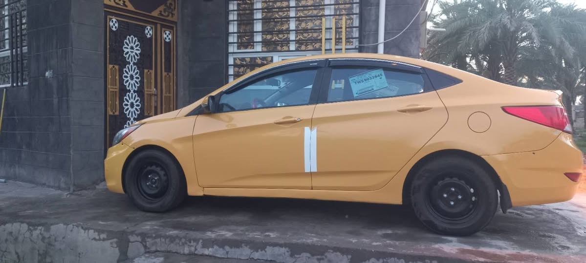 موديل ١٥ رقم بغداد مكينه ١٦٠٠ مكينه بيه ضعف قليل ماشيه ١٢٣ جديده سياره حادث حلوو سعر ٦٧ وبيه مجال قليل مكاني حله ***********
