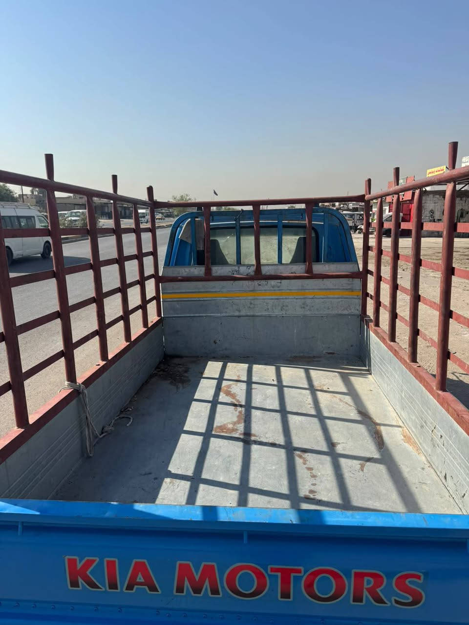 كيا بنكو موديل94 قمارة وربع 6 جنكال 
رقم بغداد مشروع وطني 
السعر 42 وبيها مجال بسيط 
العنوان بغداد حي النصر 
***********
