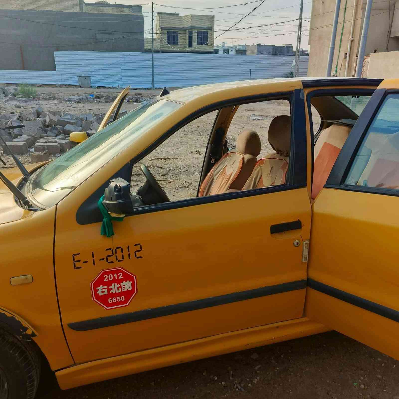السياره جاهزه من كلشي بس حداديه لايت زنون كشن مال سوناته 16 شاشه  السياره تخبل وعلي مكينه وعلي صارلي 30 من شادها والله وهم اقل من شهر  ***********@
