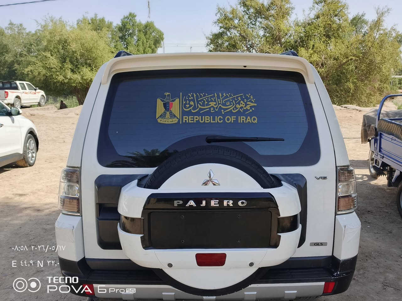 سلام عليكم باجيرو 2008 مكفولة كفالة عامه لا صبغ ولا بارد ولا تبديل كير مكينه مكفولات 
1-فتحه سقف
2-كشن كهربائي
3-تبريد ثلاث قطع
4-كشنات تدفئه و تبريد
5-اشاير بل مري 
6-مري شفط
مكاني ديوانيه مركز ‏‪***********‬‏
