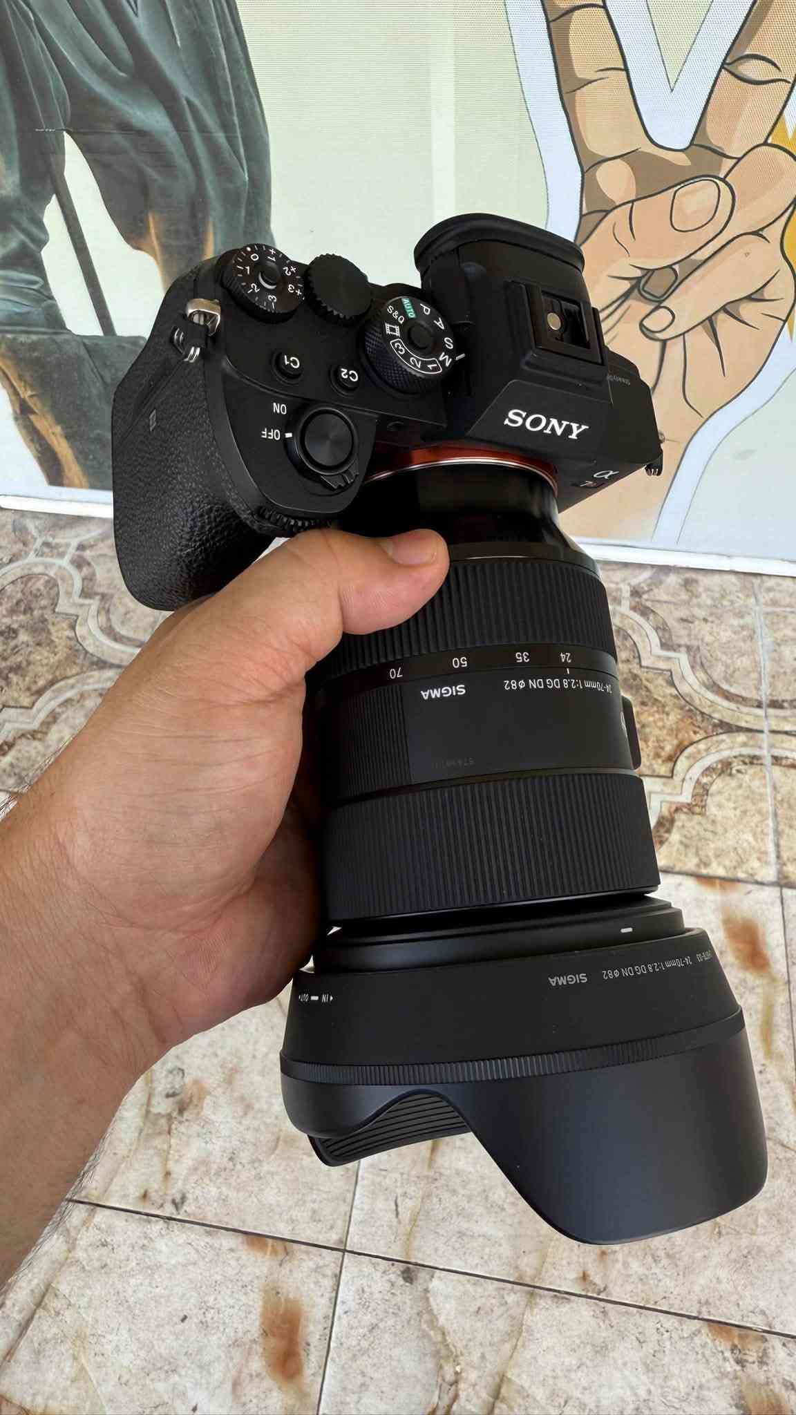 سوني A7R iV
عدسه سيگما ارت 24/70 f2.8
زور زور خارين 
***********
