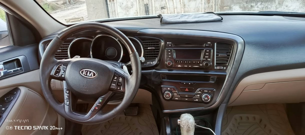 🚗 كيا أوبتيما 2012 (خليجي) - فول مواصفات 🚗
​تفاصيل السيارة:
• الموديل: 2012
• المواصفات: خليجي
• المحرك 2400(كير ومحرك بشرط ونظافة ممتازة - خير من الله)
• التبريد: قطعتين ثلج ما شاء الله
• : باسمي السنوية، وشرط التحويل ثاني يوم 
• سياره مكفوله كفاله عامه 
​المواصفات والكماليات:
• كشنات جلد
• حساسات خلفية
• تخم تاير جديد
​📍 المكان: واسط النعمانيه 
💵 السعر:135ورقة (13500$) وفيها مجال بسيط للشراي الجاد

للتواصل ***********
