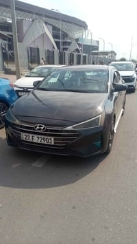 يوجد سياره خصوصي ملتز الي يريد خط خادم كون 4نفرات ‏‪0771 160 0158‬‏ ات...