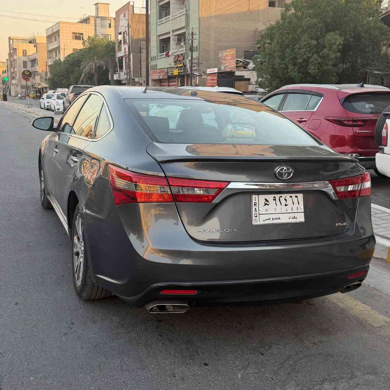 افلون 2018 xle 
ماشية 86 الف ميل
حادثها من امريكا جاملخ خلفي بالعراق مطخطخة واضحة بالصور يحتاجلها مصرف بدون صبغ كفالة كير و محرك 
سعرها 140 ورقة
***********
