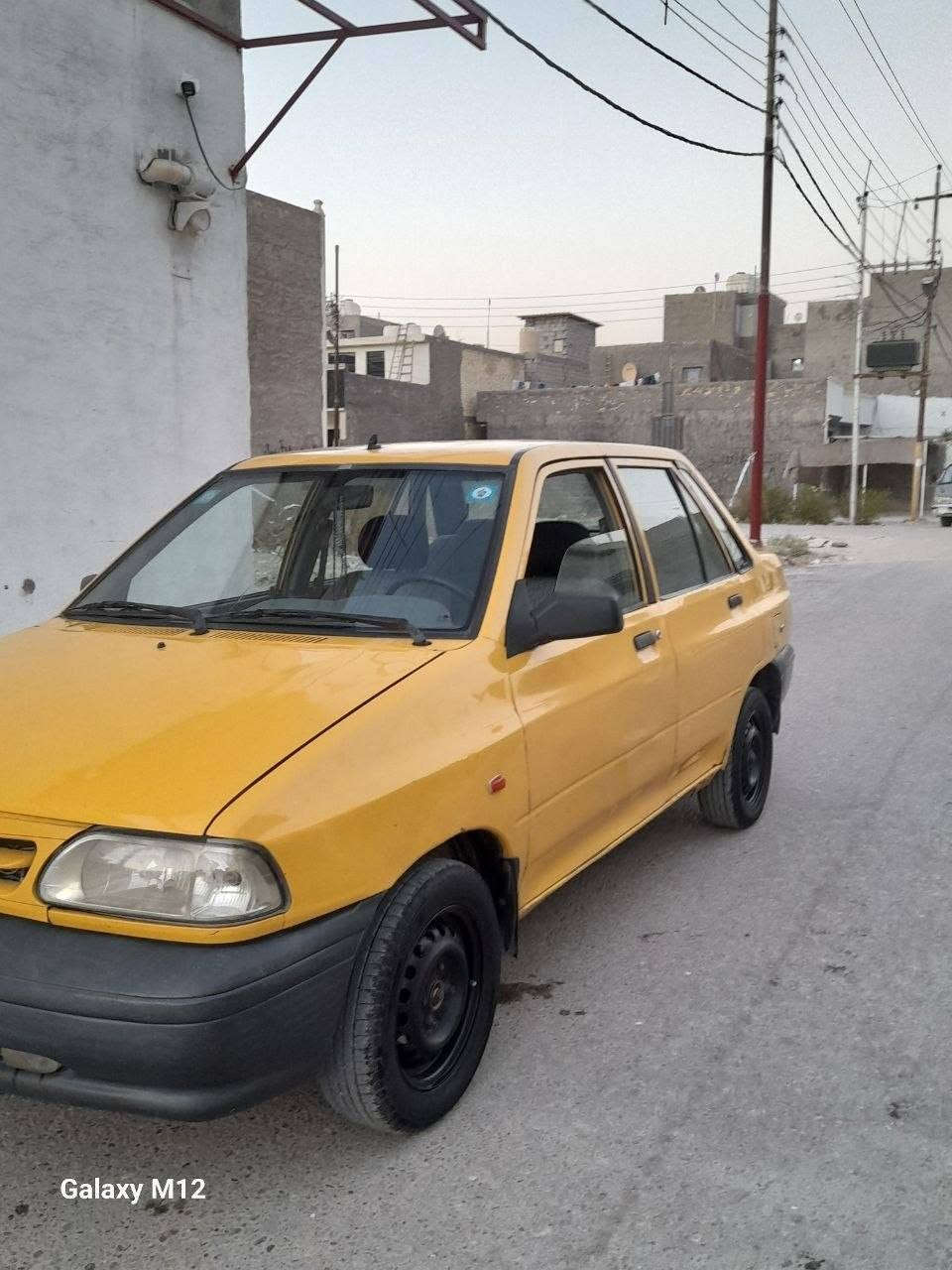 السلام عليكم البيع سايبا وموديل ٢٠١٣ بيها خياسات قليلة رقم الهاتف ***********مكاني بغداد السعر ٢٤

نص مكتوب في الصور:
- Galaxy M12