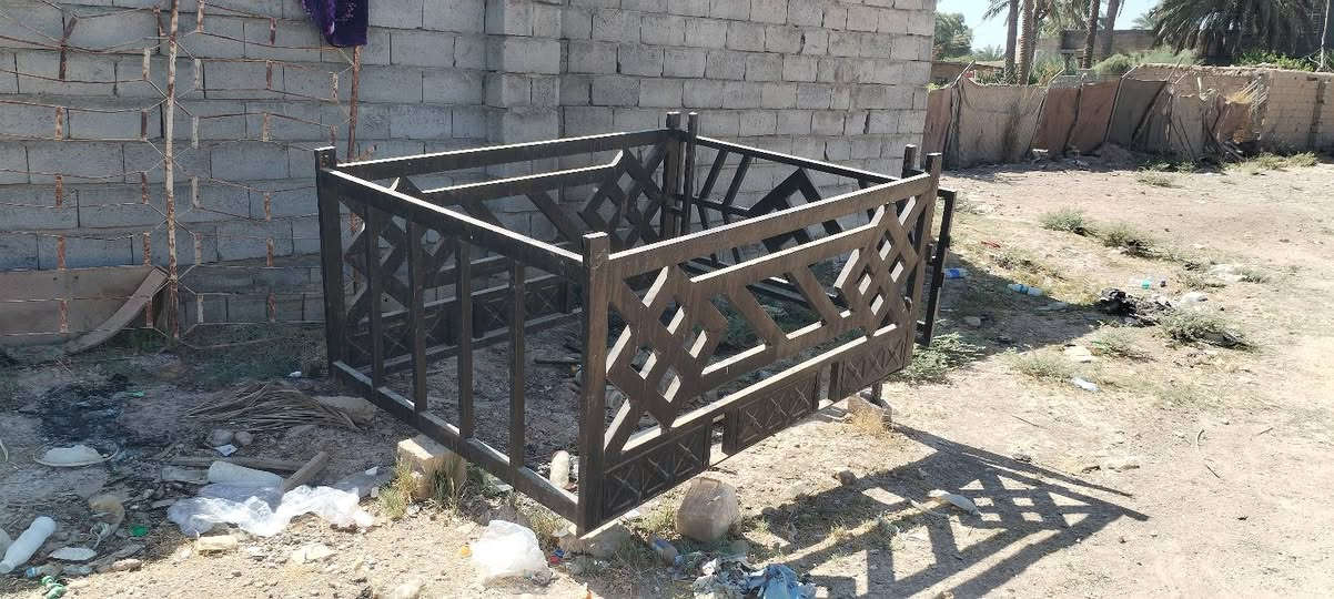 السلام عليكم ورحمة الله وبركاته من رخصه الادمن
محجر كيه دبل قماره للبيع نضيف كلش شغل جديد 350 الف وبي مجال  مكاني ديالى المقداديه  ***********
