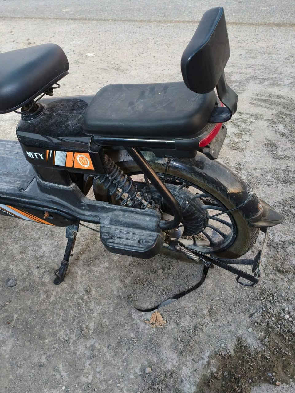 ماطور شحن MTY
ماطور شحن

بطاريات من يومين الى 3 شحنه وحده

منفذ شحن 

سويج وبصمه تشغيل عن بعد 

حجم 20

سعره 300 وبي مجال 

العطل فقط الشاشه 

صلاح الدين بيجي الحي العصري 

الاتصال ***********
