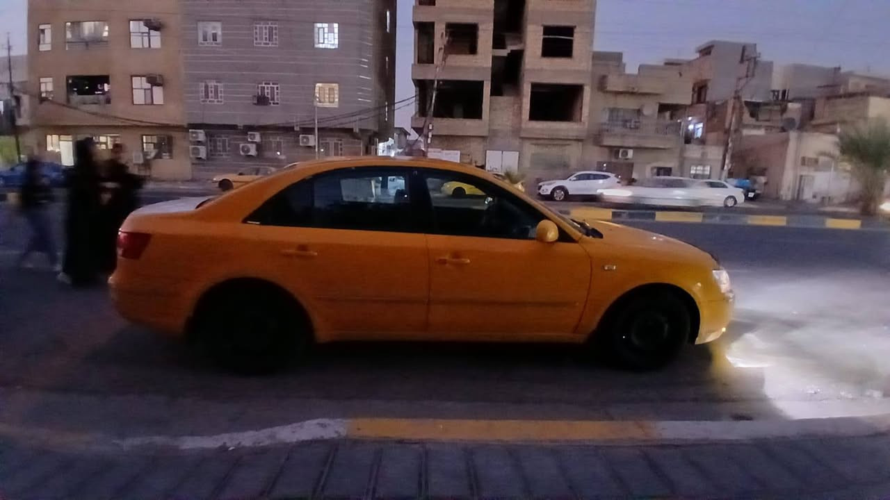سوناتا موديل 2010للبيع السياره جاهزه مجهزه مكينه 4سلندر كير ومكينه وصدر تخم تاير مكفول السياره  مكفوله من الكص فقط يرادلهة صبغه جديده مكانهة بغداد السعر 72وبيه مجال للشراي هيئه مصفره وغرامات مصفره ***********
