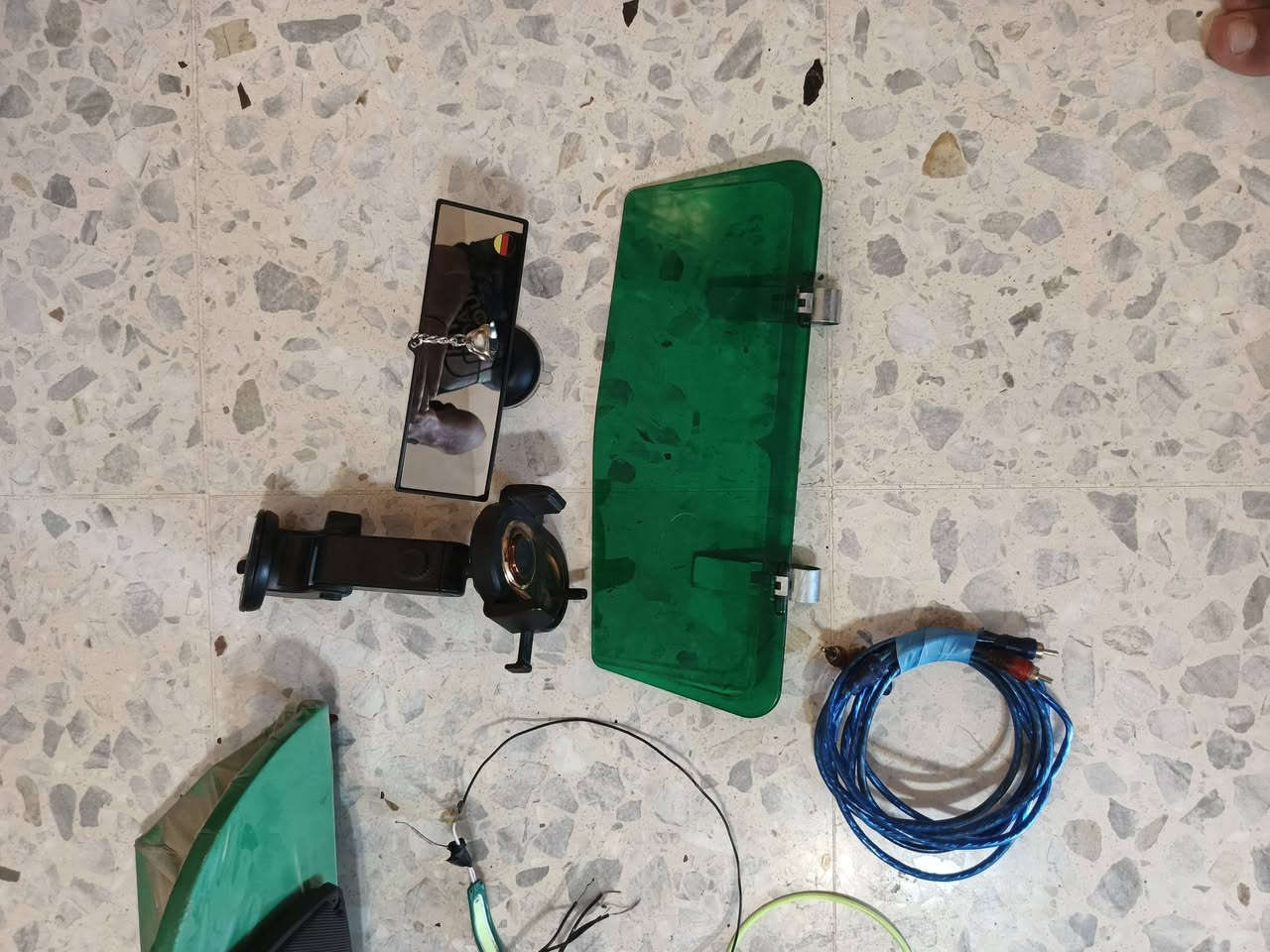 سلام عليكم نواعم للبيع دمام حجم كبير اصلي شغال وياه مسجل ثنين جديدات ونضيفات كامل مئسس هنه والمقسم مال دمام والفيش ويرات تريدهن وياهن نشرات هم داخليه وهارجيه بس جيب وشد ونواعم باقيات للبيع شتريد طبلي خاص وتدلل سعر بالك مكان بغداد شعله ***********
