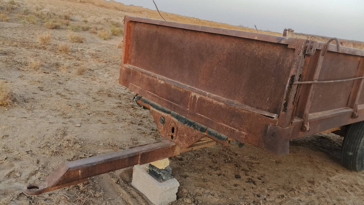 عربانه سكندريه للبيع بدون جك 
نضيفه شاصي ودنكير وتايرات بدي قلاب شوفت عينك 
مكانه الناصريه 
السعر 900
الماعده وسيله نقل والموشراي لا ياخابر رجاء 
***********
