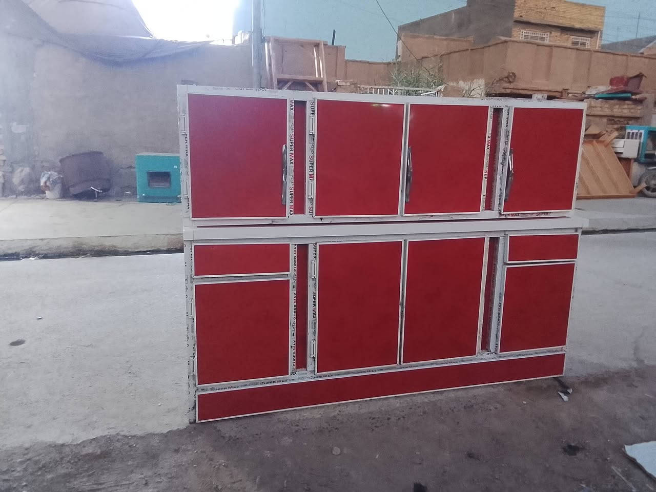 كاونتر تركي نضيف جدا مترين وملحق مترين
وسنك متر ونص وملحق متر ونص السعر خاص مكاني بالقاسم ***********
