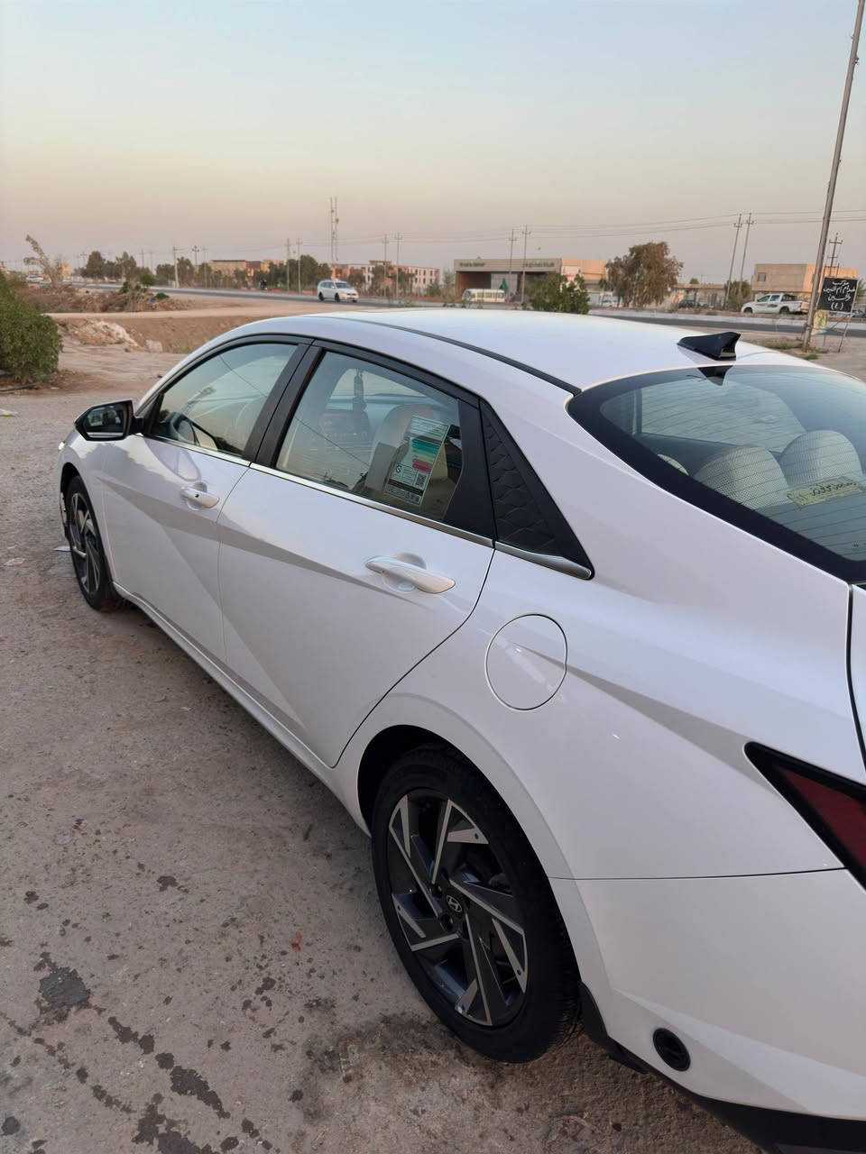 سلام عليكم النتره 24 خليجي  مكفوله كفاله عامه عده  بارد كد شبر ماشر بصور استقطاع مباشر يمي  سياره فول مواصفات 1\1
محرك 2000
سياره شادله منضومه غاز  
سياره خير من لله  جاهزه عله اخر حبايه 
سعر 155
***********
