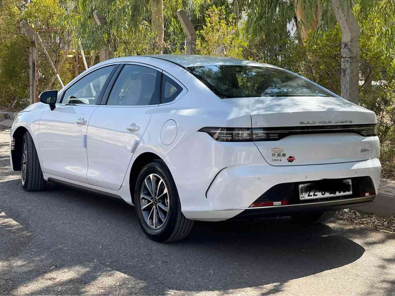 Byd 2025 
*********** 
فول
رقم اربيل
شغال
بطاقة بنزيني هةية
4 هةزار. رويشتية
باتري ٨ هةزار
شاشة ايباد. دةسوريت.
بريك بةسمة
اوتو هولد
سوكان تقل 
كشن جلد
تبريت مركزي 
سيستمي كليلي زيرك
بةسمة. كارت و سويج 
تراكشن
ديلةمو گةورة. 
مكينة مرغوب 
ناو كريمي
٣مودي ليخورين
سيستمي قطع كردني كارةبا لة كاتي شةحن كردنةوة
سبوغ تةنك 
رقم اربيل
هةموو شتيكي لةسةر دقي شركة
٠٠ أربيل, العراق
