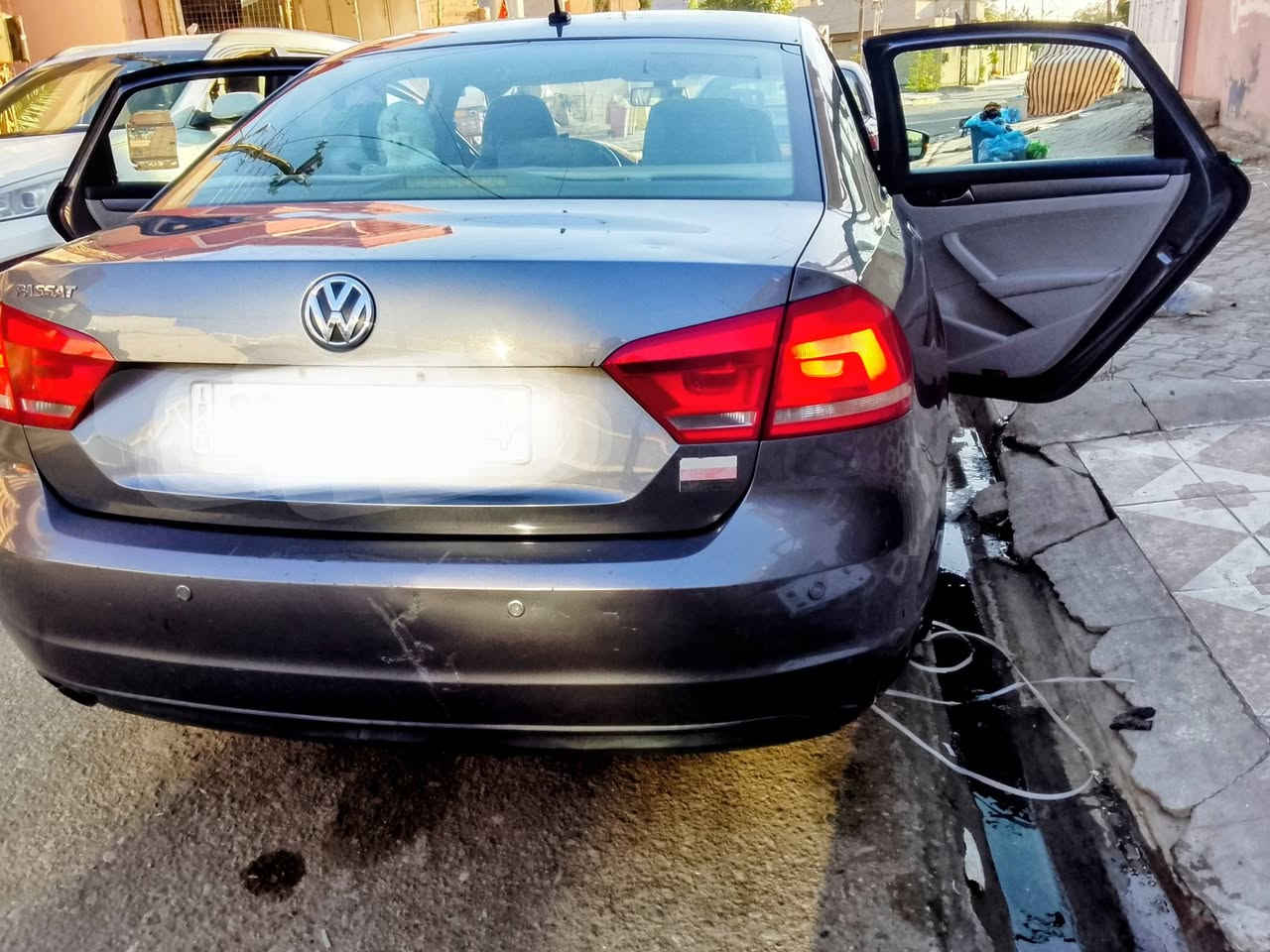 للبيع باسات موديل 2015 خليجي
5 سلندر
تبريد تدفئه قطعتين 
مواصفات معروفه
دفتر بانزين بيها
ضرر جاملغ سائق باب خلفي شرط تحويل ويرهم مراوس 
سعر 130 وبيها مجال لطيبين 
***********
