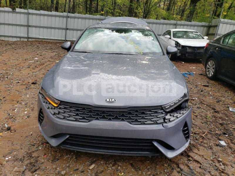 Kia
k5
 موديل ٢٠٢١  قادسيه حره باسمي 
حادثها صندوك 
نص فول سياره محرك ١٦٠٠ تيربو

السعر ١٤٠ قفل 
***********
