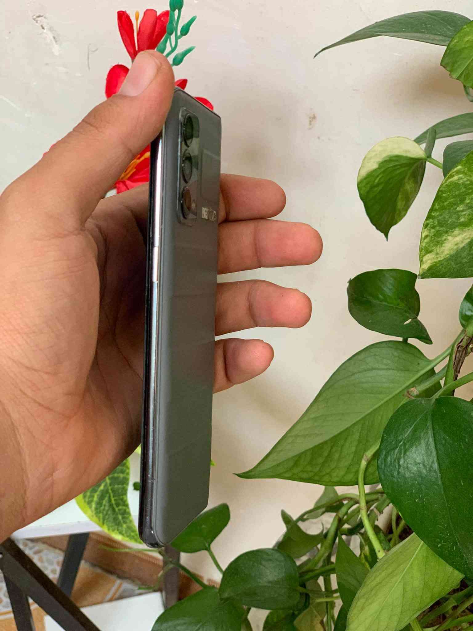 Realme GT Master Edition 5G
للبيع جهاز كلش حلو ونضيف 
ذاكره ٢٥٦ رام ١٦ معالج سناب دراكون ٧٧٨g
بطاريه ٦٠٠٠ عملاقه دبل سيم جهاز فقط مبدل شاشه بس قطعه اصليه من جهاز لجهاز ودكمه لتعلي الصوت ميشتغل يتصلح ب٣الاف بكل مكان سماعه داخليه وخارجيه شغاله سيم كارت كلها شغال شرط تجي تفحص جهاز اي عيب ثاني مابي سعر (100) وبي مجال حك الجيه ومتواجد خاص
