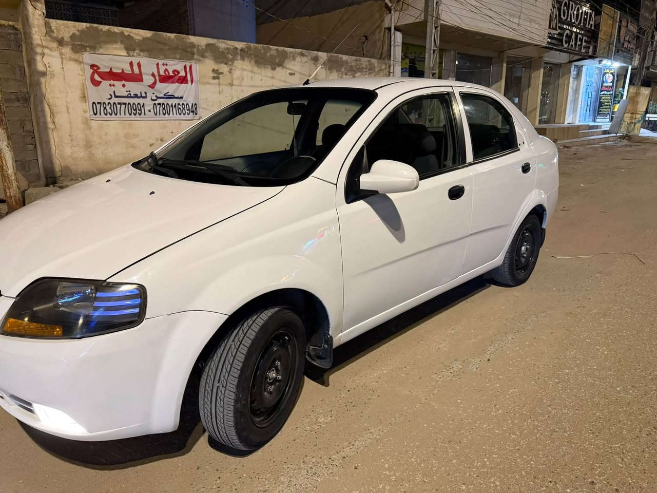 للبيع
افيو موديل ٢٠٠٦ وارد خليجي السياره مصبوغه حزام خياس كل ضربه ماكو قماره وجنطه وبنيد بلادي بدون صبغ  كوله بلاديه وجديده السياره كولشي شغال بيه كهربائيات  داخل لونين جام اوتو اربعه وشغال وداخل هم كولش نظيف السياره مابيه ملاحظه كير محرك حداديه تبريد كوله جديد ادامه كامله ورقم بابل دولي وجديد يعني السياره كامله من كولشي مابيه نقص ولاتقارنه بالسياره التعبانه كولشي موجود بالسوك والرزق للجميع 
العنوان بابل مركز ***********

السعر48$مجال بسيط
