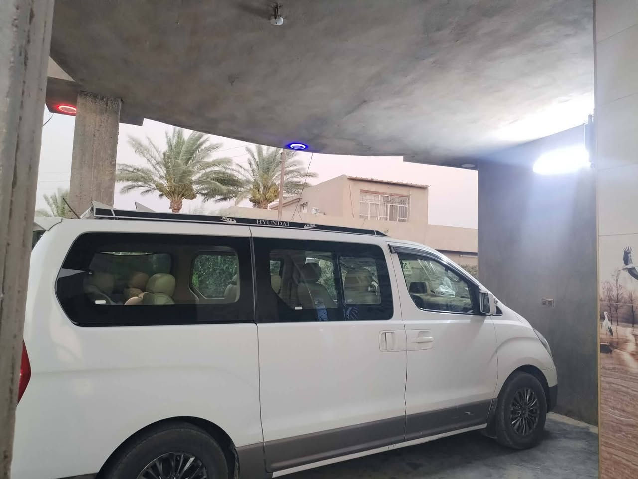 سياره ستاركس موديل ٢٠١٨  جديد رقم بغداد تحويل ثاني يوم  تخم تاير  باتري جديد تبريد  سياره كامله  مكمله بيه بارد حك اربع أصابع  بل باب عكس سايق محرك بي بخار بصيط بس بدون صرف متعهد سياره مصفره من غرامات  سعر ٢٠٠٢٠ شدتين وعشرين وبي مجال عنوان طريق اشعله ابراهيم ابن علي  او كرمه فلوجه رقم تلفون *********** غير متواجد عل فيس
