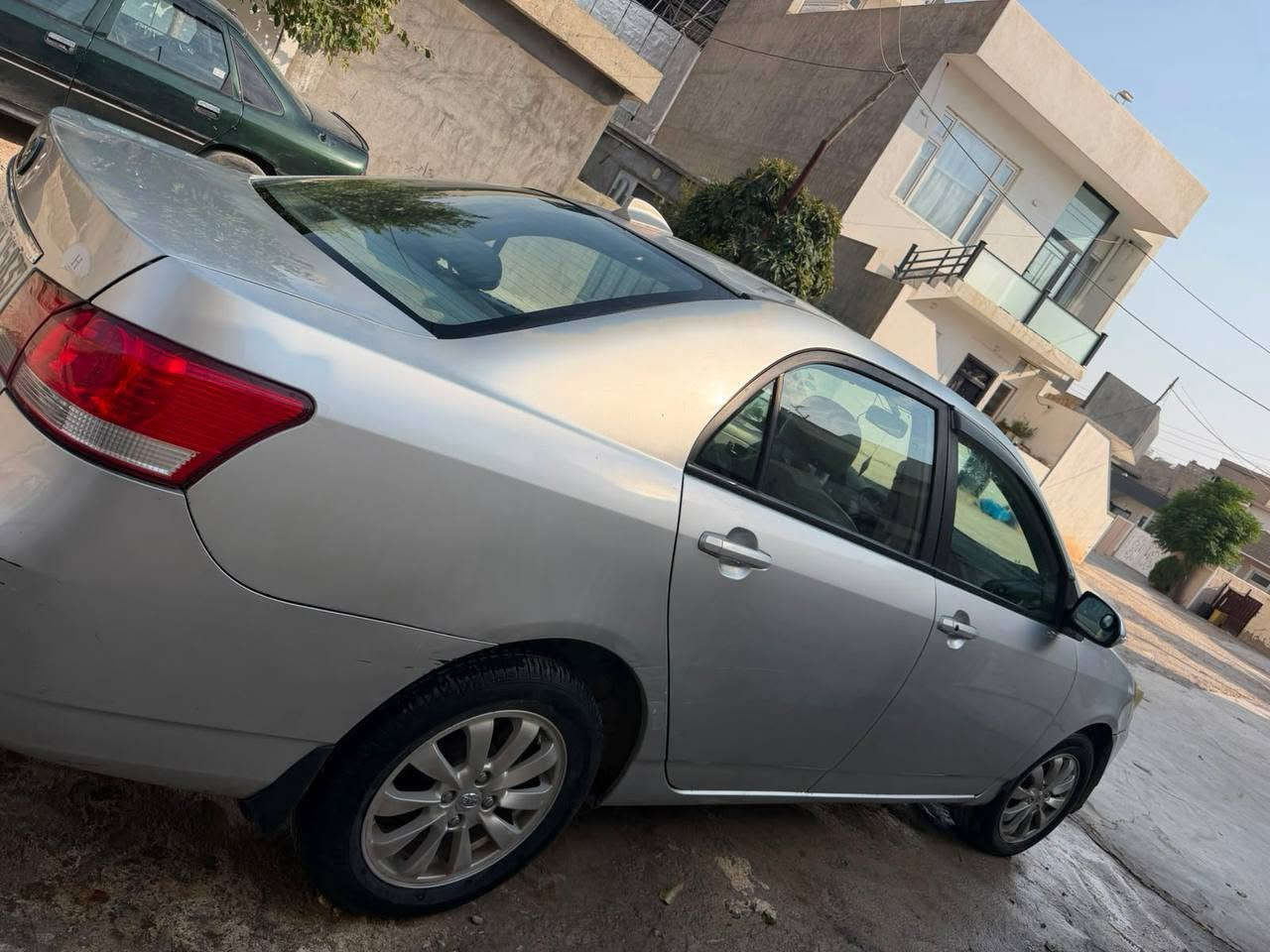 BYD 2014
ئۆتۆماتیک .. بەسمە.
شاشە ئایپات.
ڕەنگی ... سلڤەر
چوار جام کارەبا و ئاوێنە کارەبا
سەنەوی تازەیەو بەناوی خۆمانەوەیە
گێڕو مەکینە بەشەرت 
بێ تەقەو ڕەقەیە. 
تەبرید سارد و گەرم بەشەرت
زانیاری زیاتر پەیوەندی بکە .

نرخیشی .. 65 گەڵاو مەعمەلە .

*********** السليمانية, العراق
