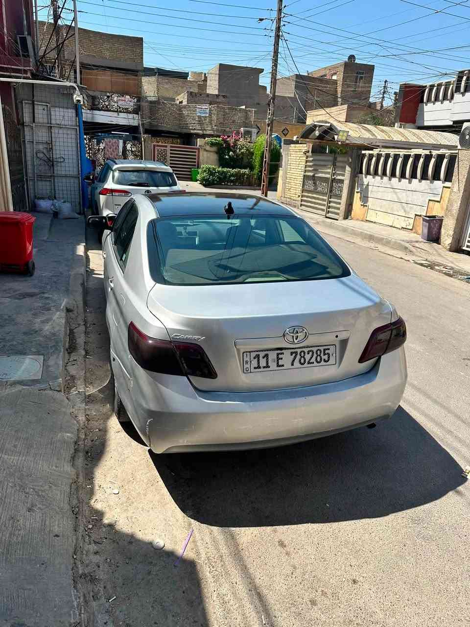 للبيع كامري أمريكي 
موديل 2009
رقم بغداد انكليزي باسمي تحويل ثاني يوم 
محركـ 4 سلنـدر 2400
السياره بيهه ضربات وطخات والسونار موجود بالصور
بيه صبغ البنيد وجاملغ وتكحيلات 
_كاميرا خلفي _ كامره امامية داش كام _ بدون فتحة شاشة اندوريد كير ومكينة بحالة جيدة 
تبريد ثلج _ صدر جديد الأمامي 
السعر 81 وبيها مجال 
هـ  ***********
المكان بغداد_الوزيرية
