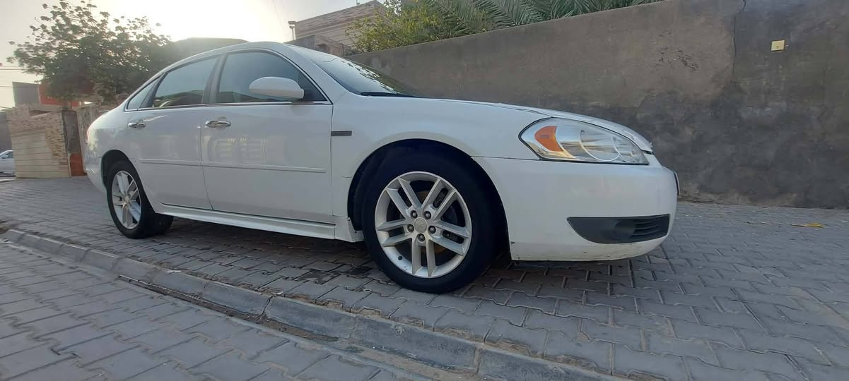 السلام عليكم
امبالا 2013 ltz 

فول مواصفات 

كشنات جلد تدفئة 

تحكم ستيرن جهتين + شفتات گير 
لايت عدسات زرع led اوف وايت نهار ناصي عالي 

السيارة جاهزة بيها ملاحظات 

وارد كندي بوقتها بدون تقرير 

10 سنوات على ايد وحدة 

ماشية 95 ميل 

  من اخذتها بيها جاملغ وبنيد  

وصبغ قطعة صغيره بالجاملغ الخلفي

الجاملغ جهه العبري اني بدلته لان مشخط هواي 

 بيها سحب حافة لغد بدون گص او لحيم 

مكاني السماوة 

رقم دولي جديد سنوية باسمي 

يفضل مراوس بشكل جديد 

***********
