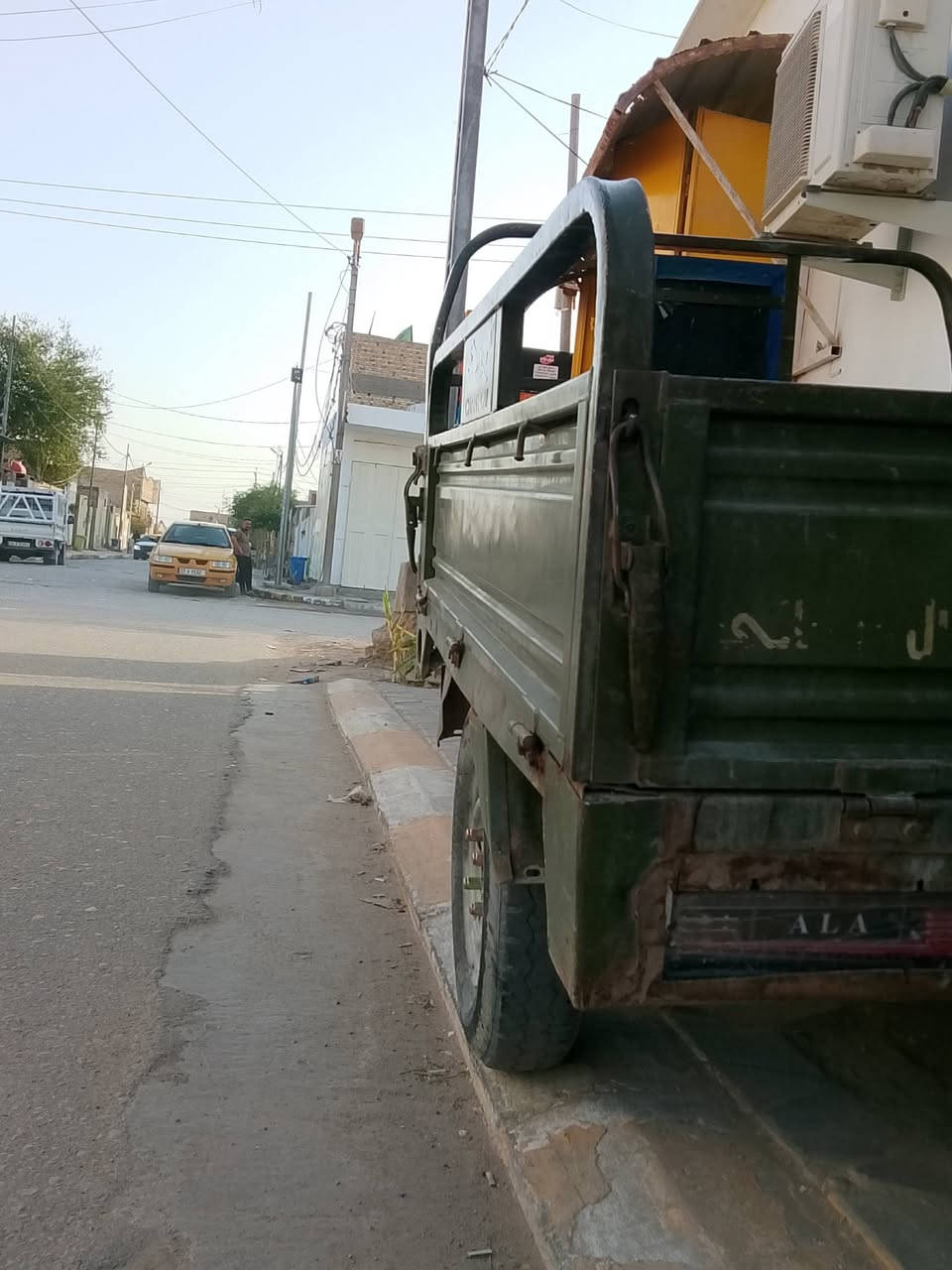 البتره
الزيتوني 21 

اورق أصولي 

مكينه 24 ستوته خير من الله نمر واطلع وين ماجان تريك

هورن لايت كبير عالي ناصي 

لايتات زرك بك لايتات كله شغاله  وع فحص 

مكينه مفتوحه شاصي قطرت لحيم مابي ومكفول كفاله عامه 

تجي تفحص وتكلب وتقتنع  وتأخذ و الله يرزقكم ويرزقك الجميع  سعرهه مليون و850وبيه مجال حك الجيه متواجد ماسنجر وهذا رقمي *********** مكاني ديوانية الحمزة الشرقي وكل الهلا بجيمع
