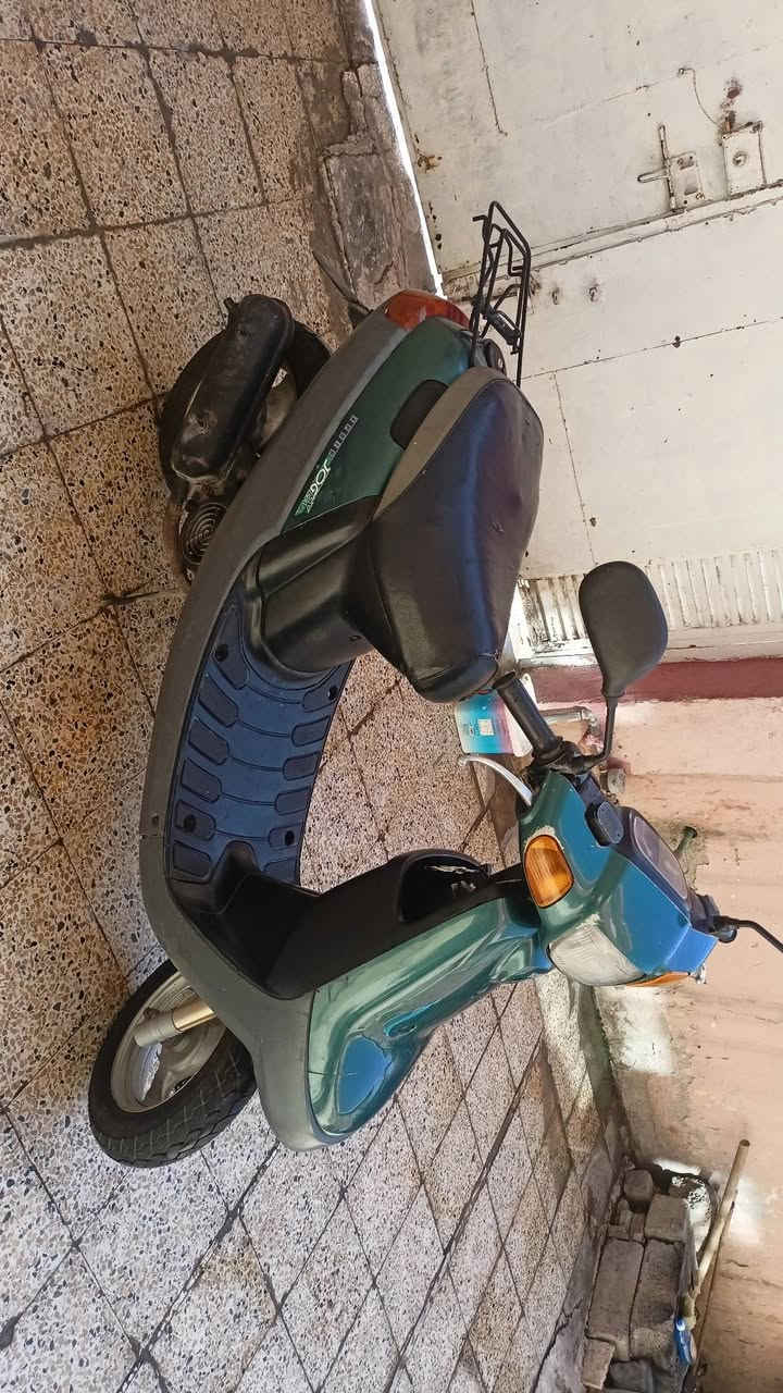 ماطور بوتين للبيع
ماطور كله شغال 
السعر 220وبي مجال 
***********
الرقم بي واتساب
