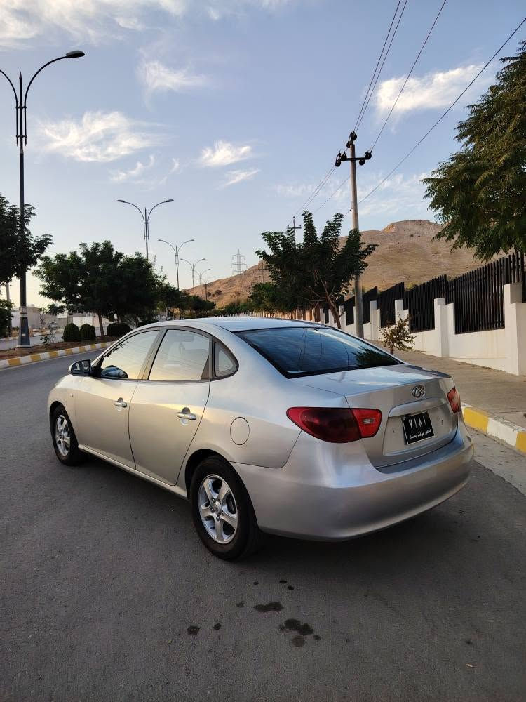 ئاڤانتی 2009کۆدی هەیە تەبرید لەمس سەیارەکە زۆر تندوتۆڵە کامل مەسرەف کراوە جامی هەڵگیراوە برێکی بەسراوە ڕۆنی گێڕو مەکینەی گۆڕاوە سەقفو کەڤەرو سەرەدەبڵی بەشەرت نرخی 47گڵاو تۆزێک مەجال  دەربەندیخان  *********** دار بنديهكان, السليمانية
