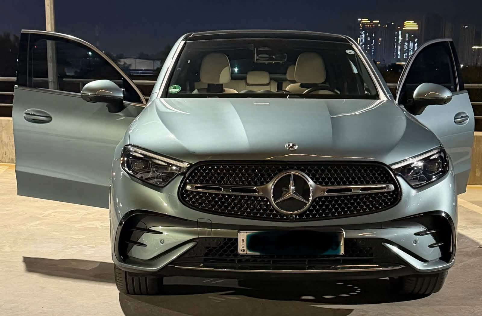مارسيدس GLC200 coupe AMG
موديل ٢٠٢٥ 
وارد امريكي كلين تايتل 
ماشية ١٧٥٠٠كم
فول موصفا
رقم أربيل السعر 57 الف دولار 
مكان بغداد تواصل ***********
