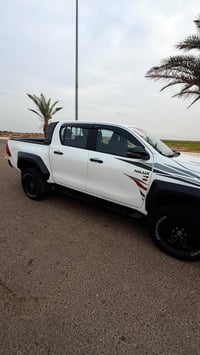هايلوكس GR • موديل ٢٠٢٤ • كفاله عامه