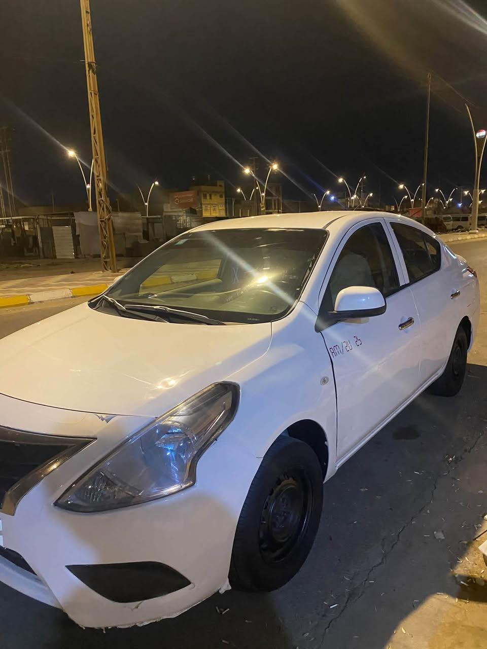 السلام عليكم نيسان ١٦ هندي ام البليته الزركه السعر ٧٥
***********

