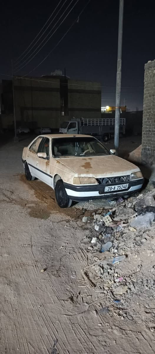 بيجو ٤٠٥
مديل ٢٠٠٩ 
سنويه باسمي جديده 
رقمه نجف وموجوده بالنجف 
رايده ٢٨ 
***********

