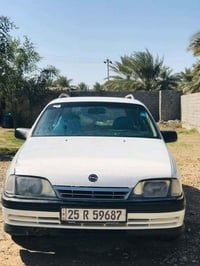 اوبل اوميغا ستيشن • نضيفه • حلة