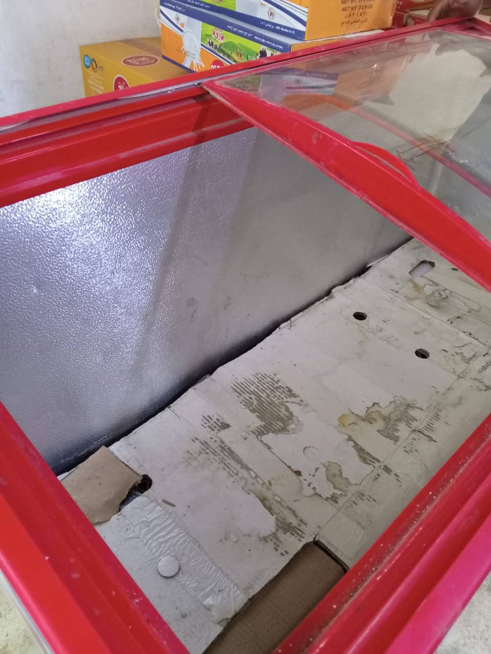 سلام عليكم
مجمدات مستعملات شغال اي عيب مابيهن ثنينهم للبيع 
٧٠٠الف وبي مجال قليل
ماجاوب خاص مكلفه بنشر 
خابر ع رقم 
***********
