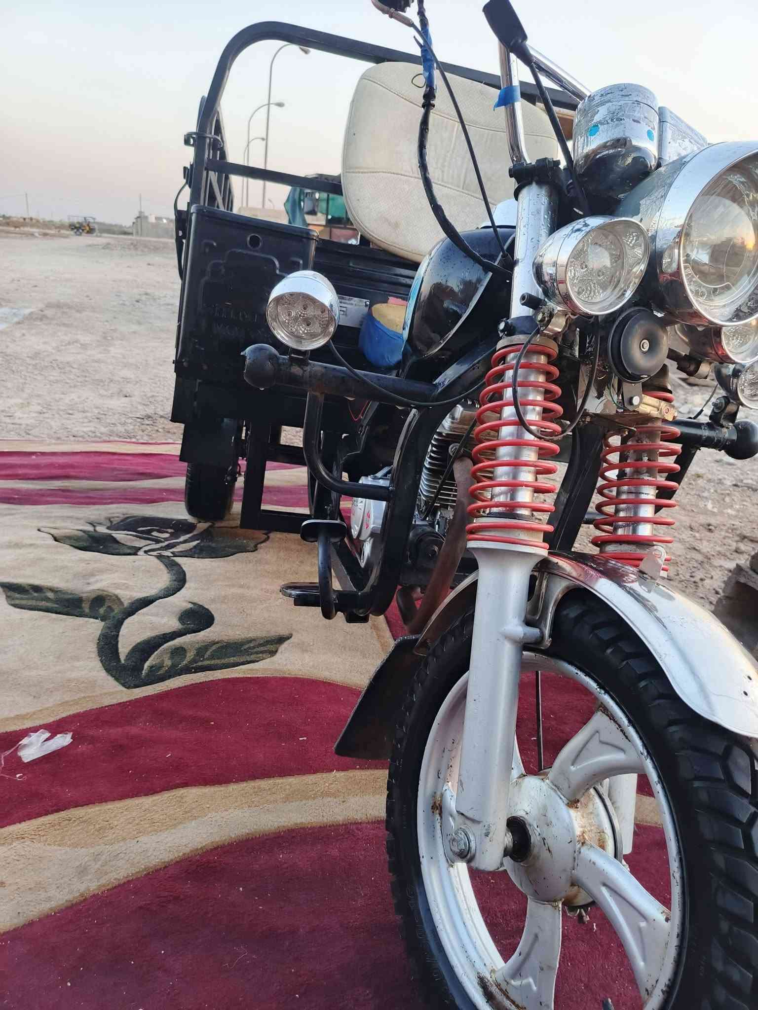 السلام عليكم جمرة مديل23كفالة عامة تايرات كهربائيات سبع أوراق كمرك مدفوع ستوتة كاملة مكملة مكاني بغداد الحسينية السعرمليونين وبيهة مجال مستعجل عل بيعتهة ***********
