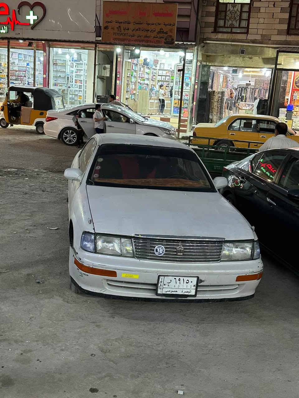 بطة للبيع موديل ١٩٩٤ مكينة وكير بشرط ومكفولة من الكص ونقل جثة  وسنوية تنتهي بشهر ١١ وراعيها موجود ويريد تحويل تبريد شغال ثلج يحتاج الها ترتيب للكشر ودواخل ترجع وكالة مكاني بصرة قضاء شط العرب التنومة وسعرها ٣٤ وبيها مجال حك الجية ***********
