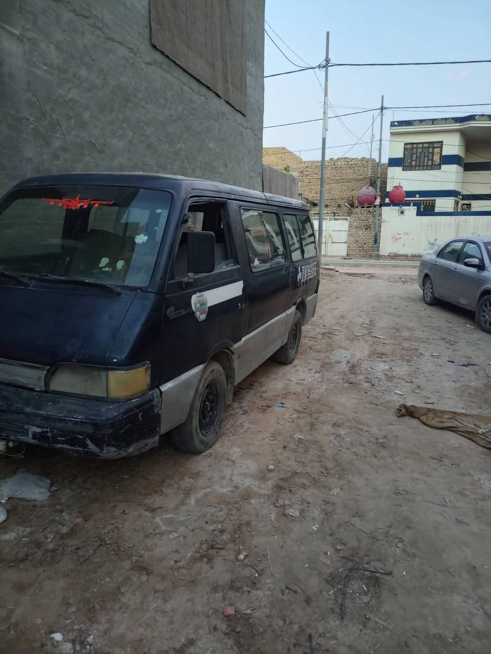 بسته جير مكينه سدر باتري جديد كهربائيات شغاله رقم واسط مالكه بالديوانيه السعر 18 بيها مج السياره بالديوانيه ***********/*********** متواجد على الواتساب لاسيا ي
