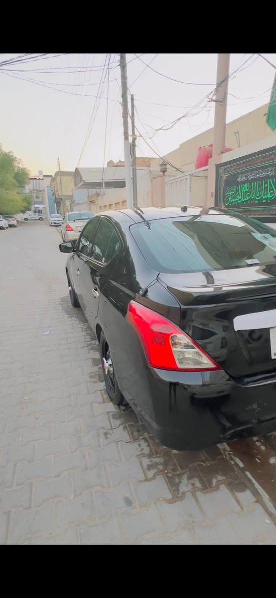 Nissan نيسان فيرسا 2019
السياره وارد امريكي بجم كبس ضربته بيبان جهه العبري  السياره جانت جارده و صبغته كوله و بعده ما مبولشه 
مسويله ادامه اني و السياره نضيفه مكينه كير تبريد كولهن مكفولات 
جام كهرباء 4 بيبان
تحكم سترين جهتين
كروز سرعه 
شاشه وكامره بلاديه 
رقم بغداد الماني 

للبيع او مراوس 
 سعره 75 بيه مجال بسيط 
للتواصل ***********
مكان السياره بالنجف
