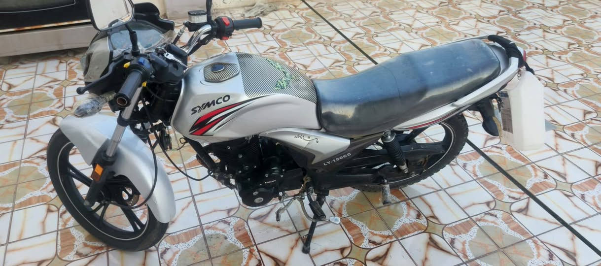 سلام عليكم ماطور سايم كوت موديل 23 مسجل وكامل تحويل بعد ما ابيعه الك سعر مليون و150وبي مجال
***********
سلام عليكم ماطور سايم كوت موديل 23 مسجل وكامل تحويل بعد ما ابيعه الك سعر مليون و150وبي مجال
