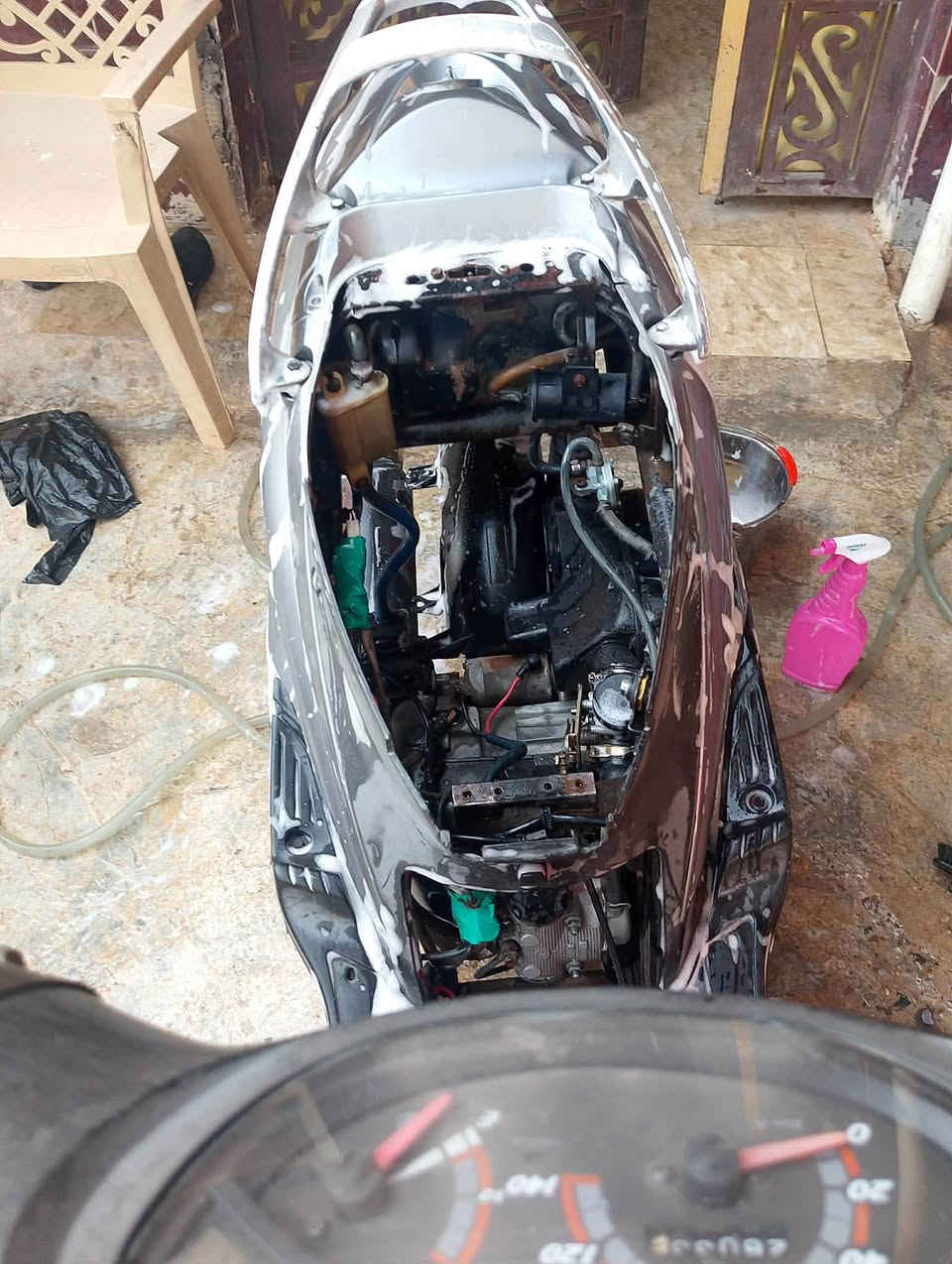 سلام عليكم
دراجه ماكس ثعلب 140 شغاله سلف هندر مابيها نقص كهربائيات كلها شغاله للبيع

السعر 400 بعقوبه السوك 

للاستفسار / ***********

