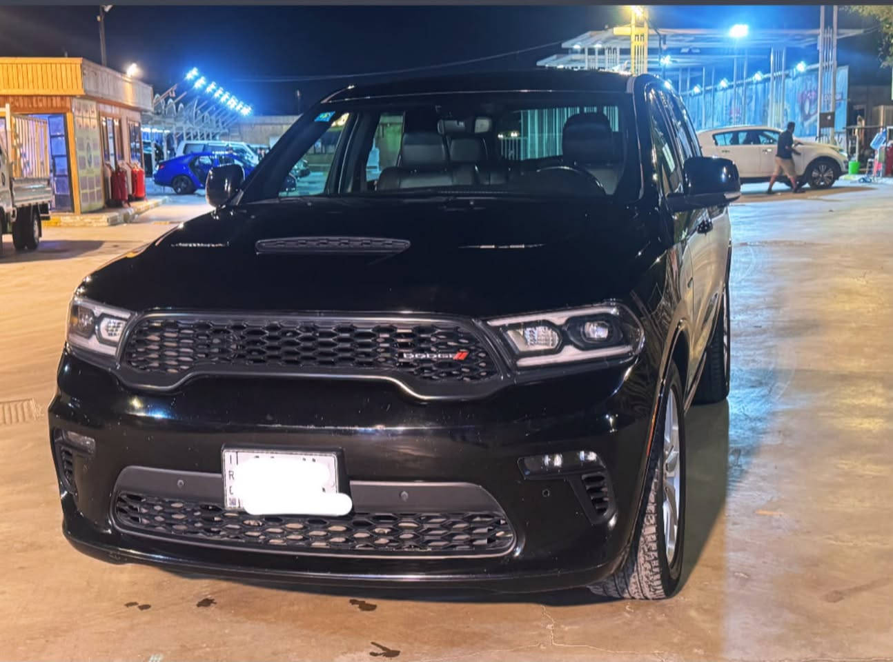 السلام عليكم للبيع فقط
دوج دورنكو فئة RT

موديل2021

كلين بدون حادث 

محرك hemi 5700

لون اسود

سلايد روف

كشن متصل 7 راكب 

 العداد 67 ميل

حساسات امامي خلفي

كشنات جلد + شامو..  تدفئة امامي خلفي بالكشن

رقم بغداد 

📍 الموقع بغداد زيونة 

☎️اتصال على الرقم *********** او وتساب📟
