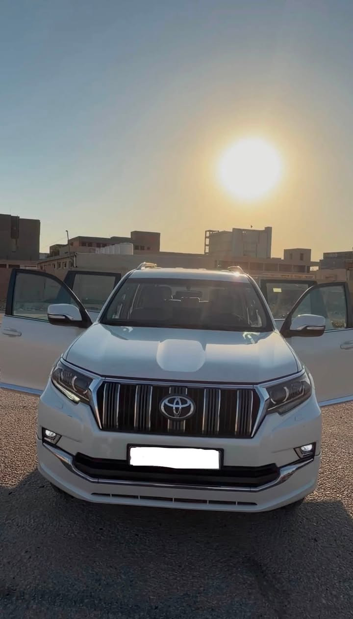 لاندكروز برادو موديل 2020 للبيع كفاله عامه 
رقم بغداد باسمي ماخذها زيرو من الشركه sas
محرك 6 سلندر 4000 ... 7 راكب  
ماشيه 94 الف موصفات vx اعلى فئه
سعرها 415 و بيها مجال ((مكاني نجف))
كل صيانتها بالشركه TOYOTA

هاتف/*********** واتساب
