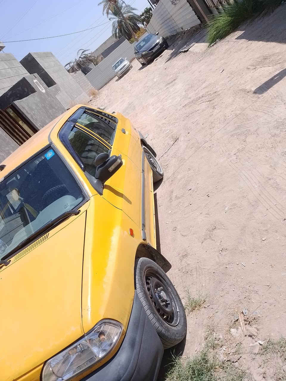 السلام عليكم سايبا موديل12 جاهزه من كلشي كير محرك خير من الله تبريد ويا سويج صدر خلفي امامي جديد كهربائيات جديده تحويل مباشر شواصي نضيفات حيل مصفره هيئه وغرامات السعر 25 وبيها مجال عنواني بغداد ابي غريب رقمي ***********
