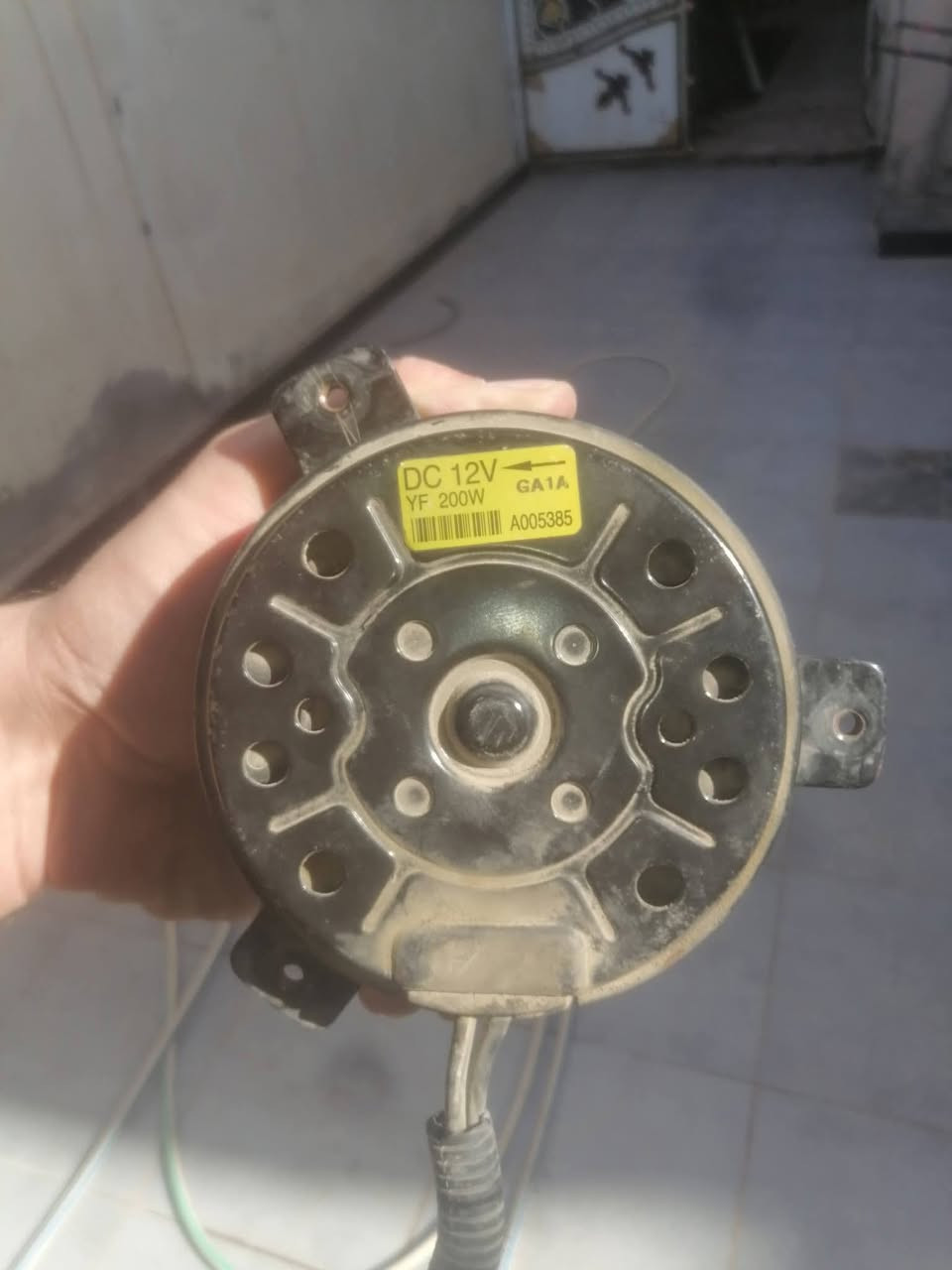 السلام عليكم عنواني بغداد البياع رقمي ***********
١.كشنات اماميه جدد مال كصه سعرهن 300$
٢.ماطور بنكه سعره 35الف 
٣.بصمه سعره 35
٤.دشبول وصطي سعره 75الف
٥.جرار جداحه سعره ٥٠الف

نص مكتوب في الصور:
- CAMON 40
- 23mm f/1.8 1/50s ISO719
- 23mm f/1.8 1/50s ISO517