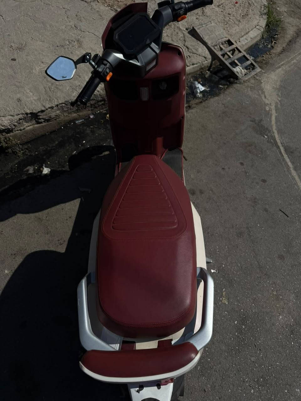 ماطور شحن وحش الكون كله جديد فول بارتيات 6مسطره يقرن 11 فول بصمه كامل شغال وضع شركه السعر 1050 مليون قفل ***********
