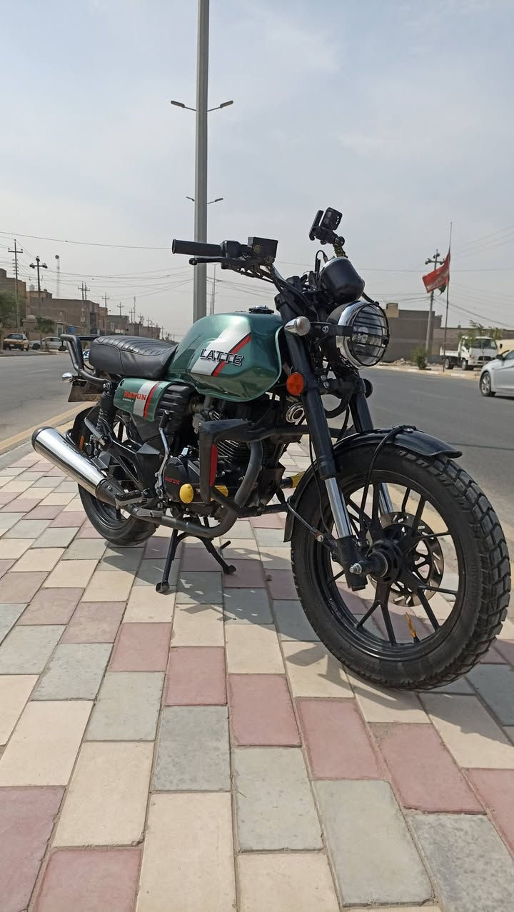 دايون لاتي • موديل 25 • زيرو